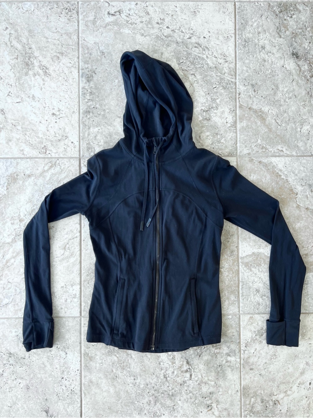 Lululemon Hooded Zip Up Define Lightweight Thumbholes Jacket Nulu Black, size 8 - Picture 9 of 10